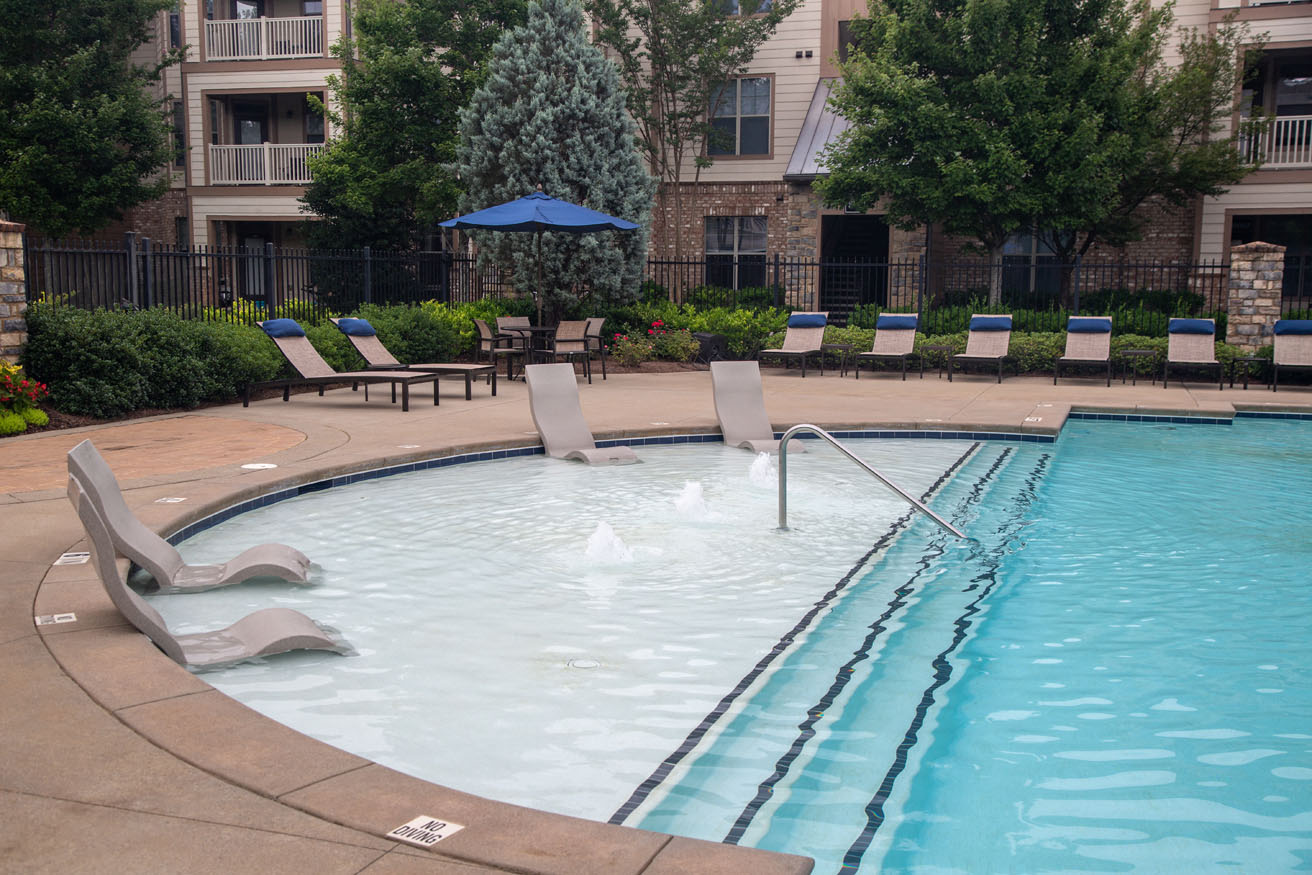 Walton Lakes Apartments, 4687 Camp Creek Pkwy, Atlanta, GA RentCafe